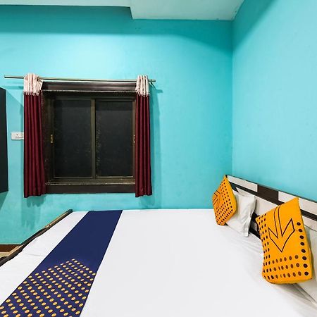 Spot On 67031 Hotel Sangam Palace Rāipur Exteriör bild