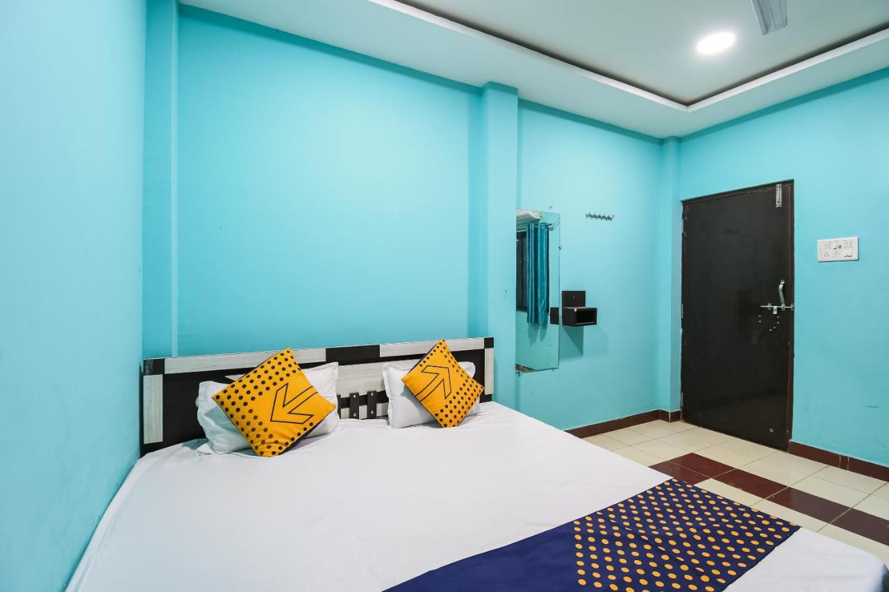 Spot On 67031 Hotel Sangam Palace Rāipur Exteriör bild