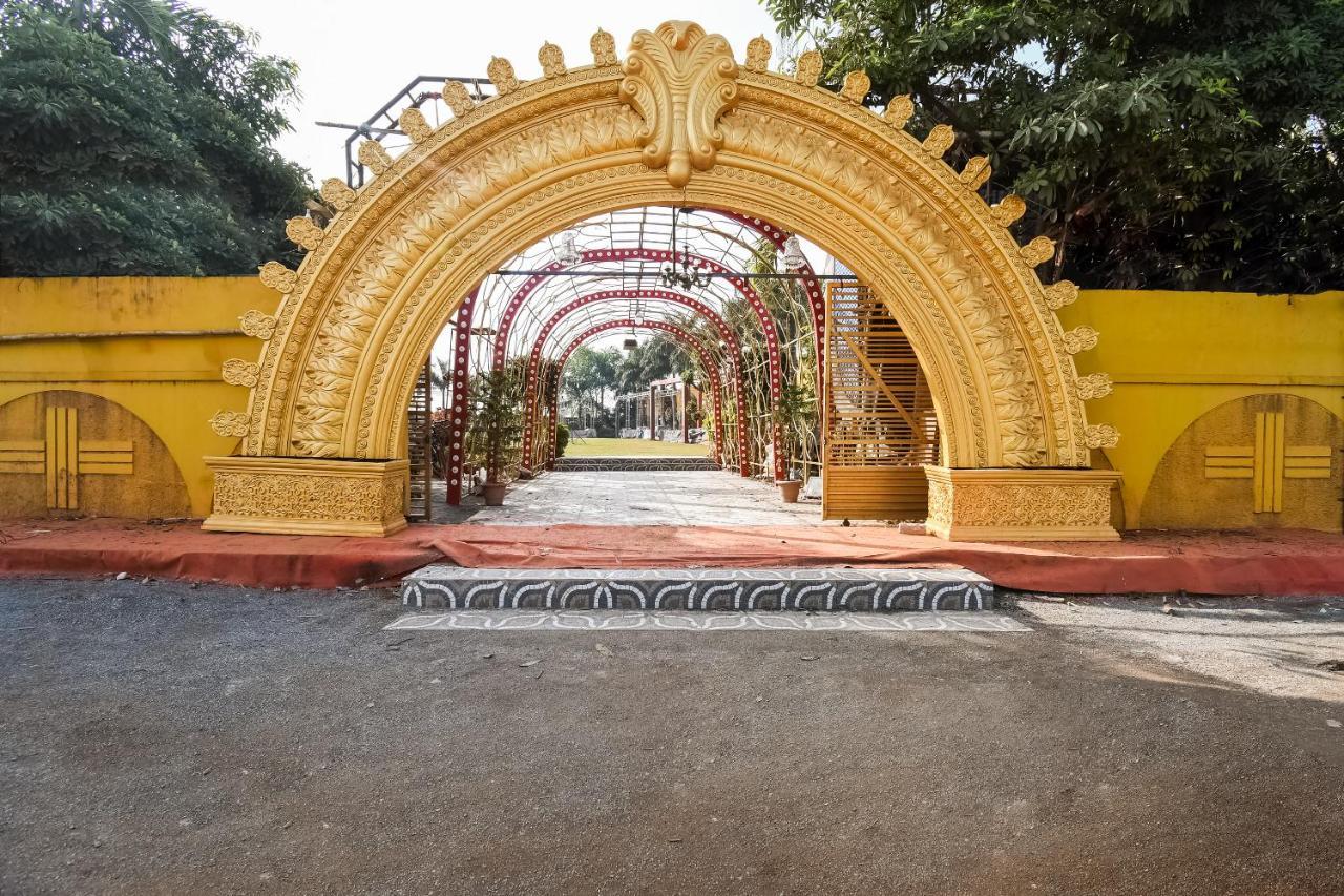 Spot On 67031 Hotel Sangam Palace Rāipur Exteriör bild