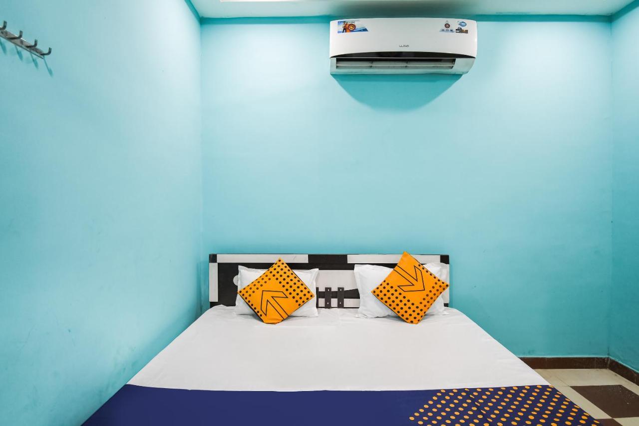 Spot On 67031 Hotel Sangam Palace Rāipur Exteriör bild